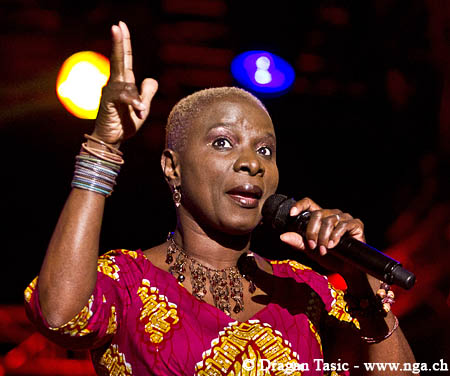 Sing The Truth - Dianne Reeves, Angelique Kidjo and Lizz Wright Estival ...