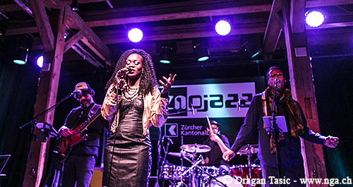 Alina-Amuri-Band001.