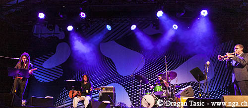 Brandon-Ross-Blazing-Beauty003.