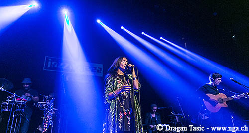 Hindi-Zahra-Band001.