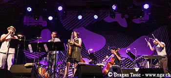 Mike-Reeds-Living-by-Lanterns002a.