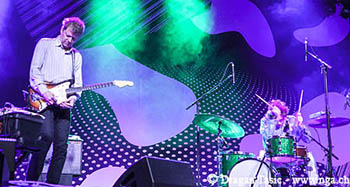 Nels-Cline-and-Greg-Saunier001a.