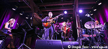 Sarah-McKenzie-Band005a.