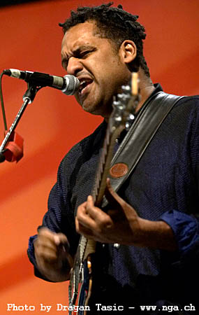 Jean-Paul-Bourelly_0015.